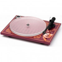 Програвач вінілових дисків Pro-Ject Essential III Special Edition:George Harrison
