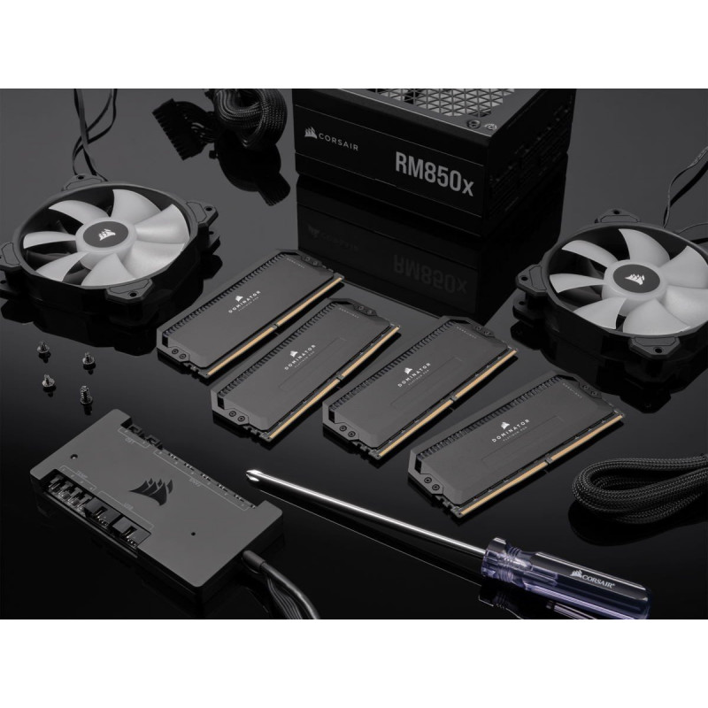 Пам'ять для настільних комп'ютерів Corsair 64 GB (2x32GB) DDR5 6000 MHz DOMINATOR PLATINUM RGB (CMT64GX5M2B6000Z30)